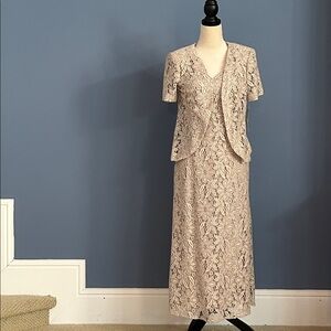 Vintage 1990s S.L. Fashions Petite 8 Lace Formal Dress & Jacket Set NWT